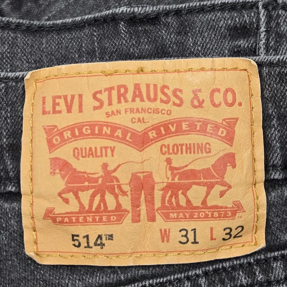 Levis *please carefully